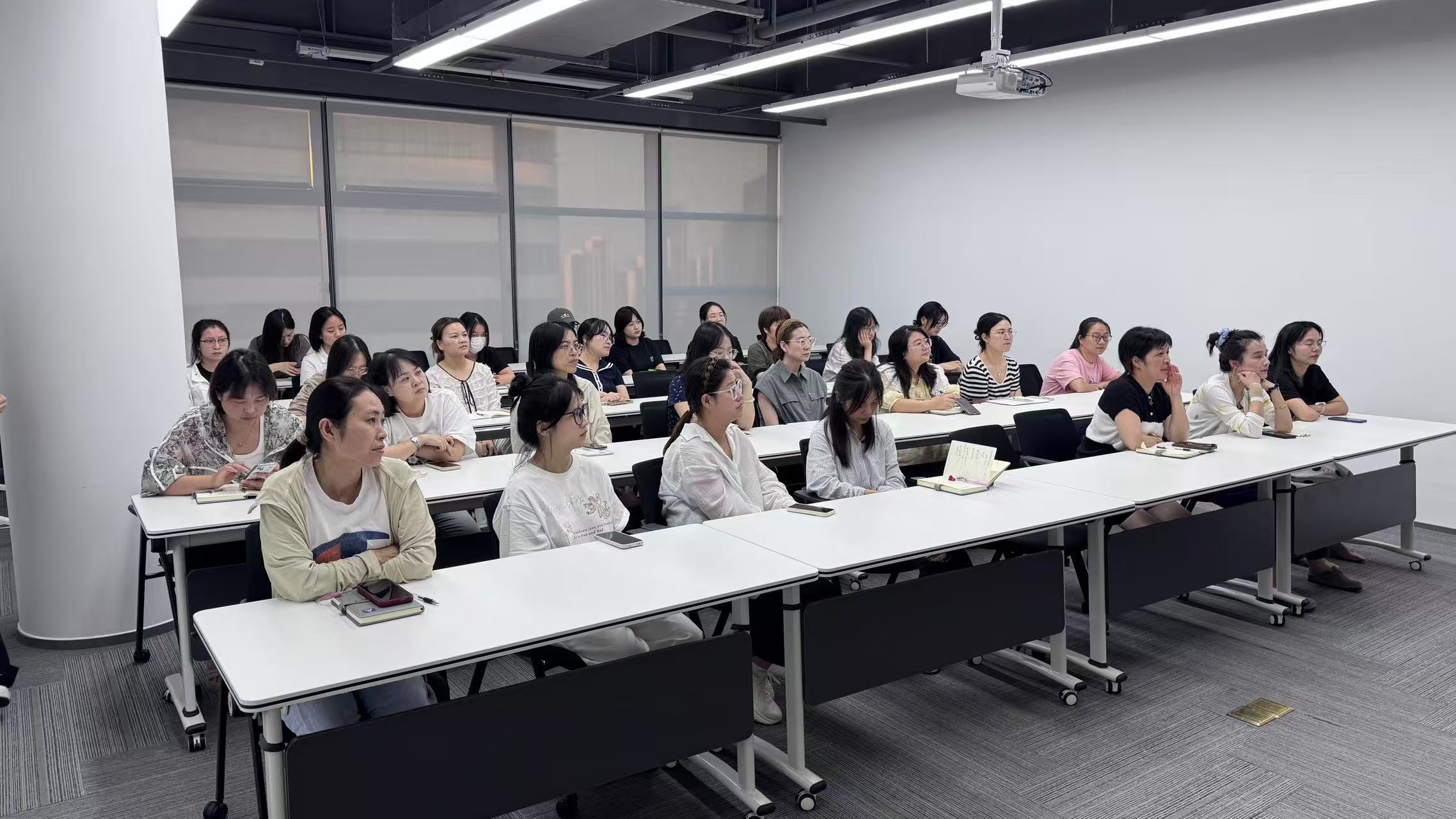 1765269158129175.jpg f8aef61ce473fba4eb1c886b33794ac.jpg